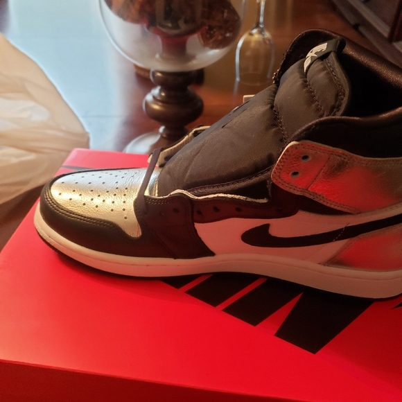 AJ "SILVER TOE" WOMEN JORDAN'S SIZE 10 - Picture 2 of 6